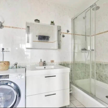 Cozy 50 M Near Pere-lachaise דירה
